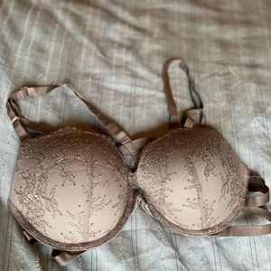 Victoria secret bra!